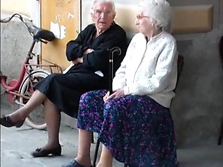 Different grannies with hairy pussies